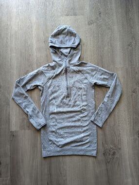 lululemon athletica Heather Gray Hooded Half-Zip Sweater